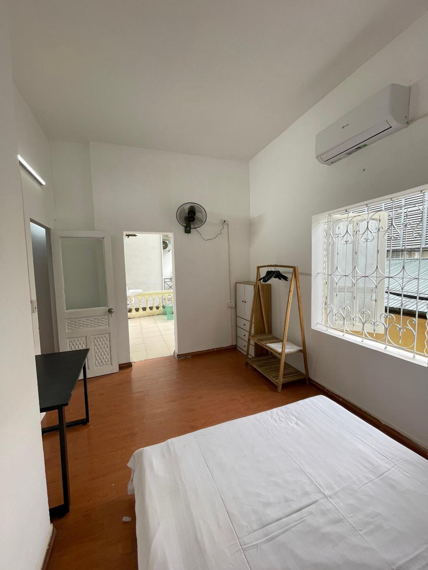 Khách sạn Ha Noi